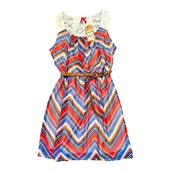 RED CAMEL, NWT, WOMENS CHEVRON PRINT, MINI DRESS WITH BELT. SIZE L - Picture 4 of 11